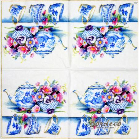 Serwetka decoupage firmy IHR porcelana niebieska 33x33cm